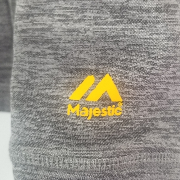 Majestic Pittsburg Pirates MLB Boys Hoodie. Size Large 14/16. Gray and Gold. - Picture 4 of 7